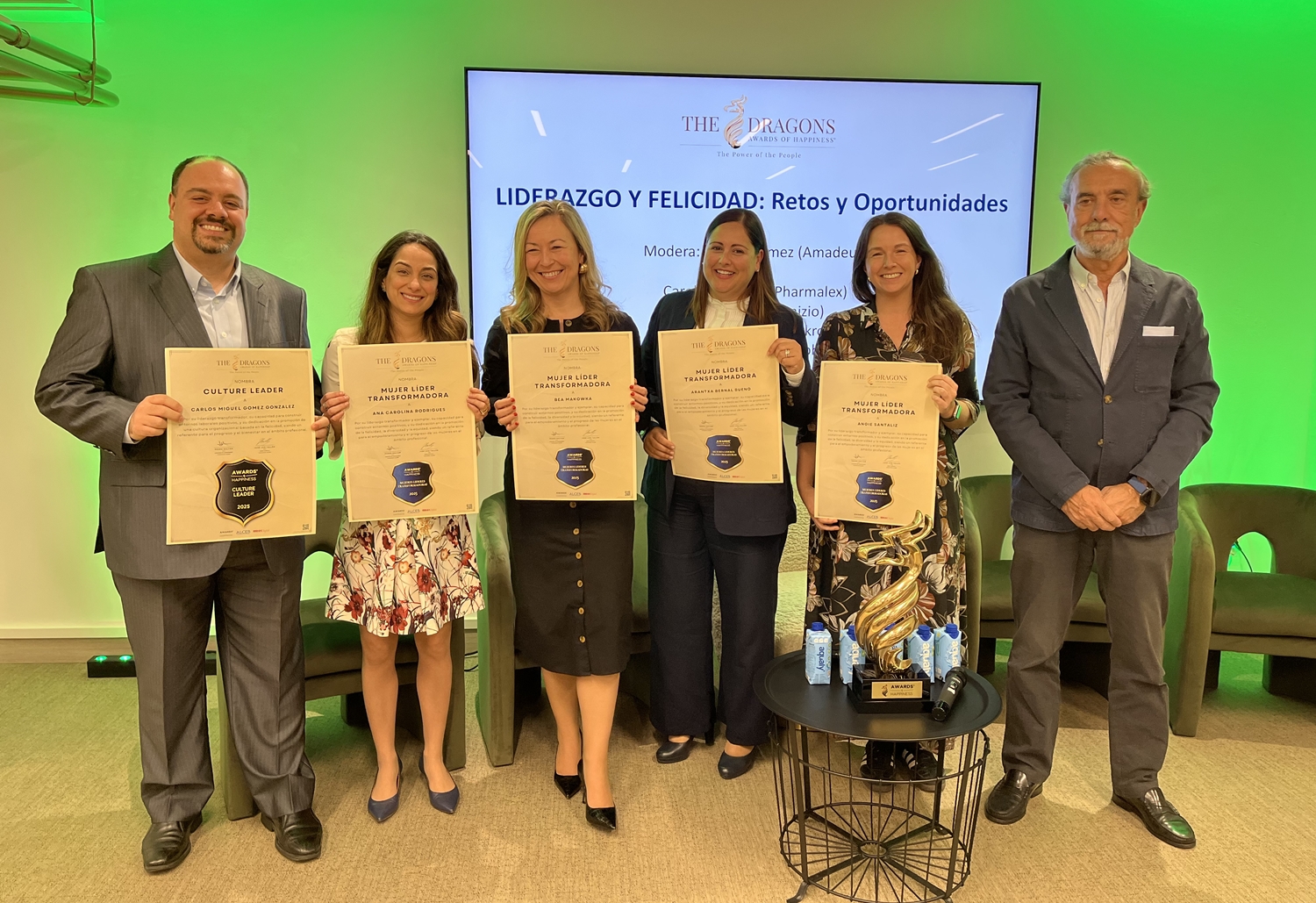 Awards of Happiness reconoce a Mujeres Lderes Transformadoras y Culture Leaders
