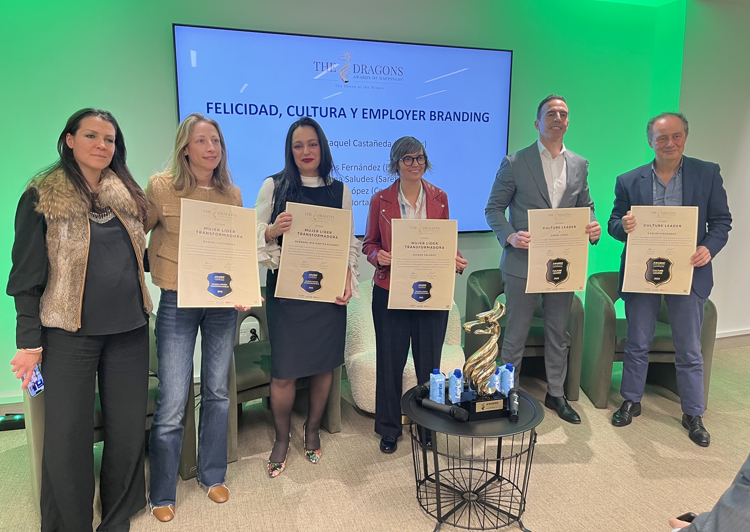 Evento Awards of Happiness Mujeres Lderes Transformadoras y Culture Leaders 2025 dentro3