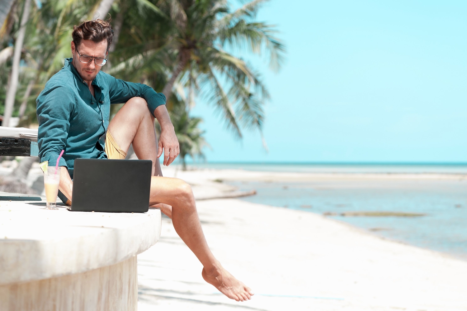 Jornada intensiva en verano empresas 2025