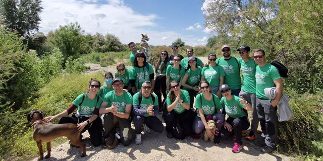 Partners Starbucks acciones sostenibilidad 2025