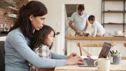 Teletrabajo mujeres y crecimiento profesional