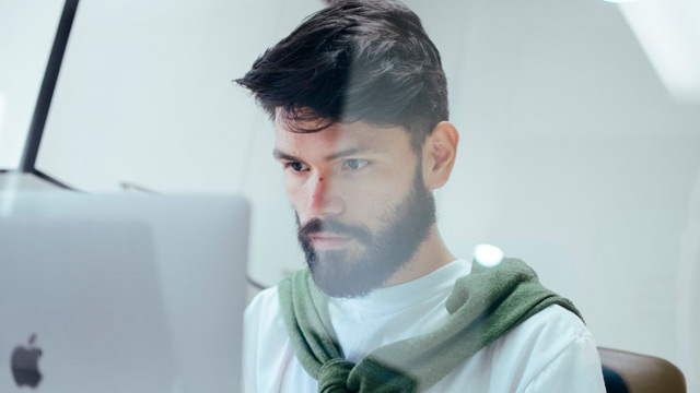 Trabajadores mayores 30 y 40 aos empresas 2023
