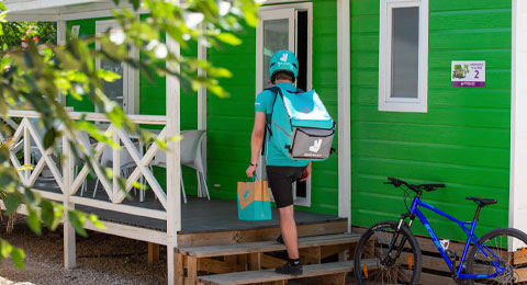 Deliveroo llega este verano a los campings de toda Espaa