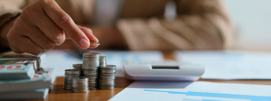pymes autonomos presion manos dinero factura