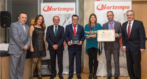 La directora de RRHH de Evobus Ibrica premio Nortempo-AEDIPE Cantabria 2017  