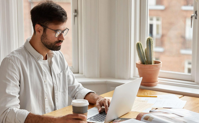 Empleo sin teletrabajo