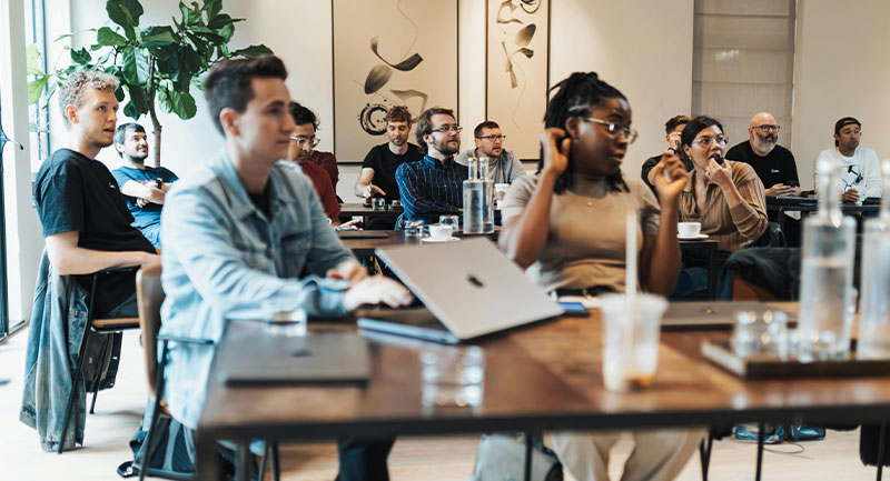 empresa empleados reunion